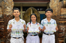 Tiga Siswa Suksma Sabet Juara Lomba Esai Nasional