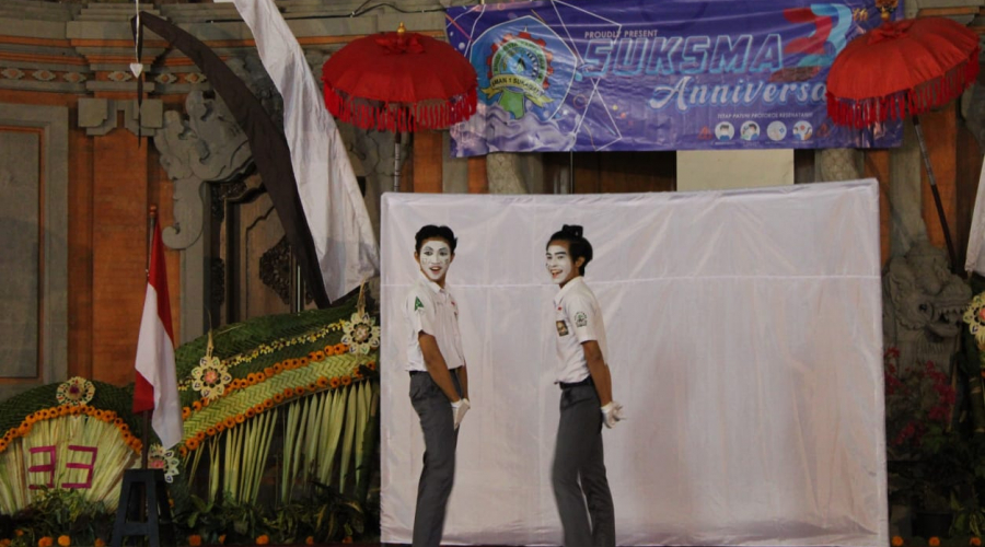 Edukatif dan Kreatif: Penampilan Jungut Sari Teater untuk Ulang Tahun SUKSMA