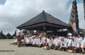 Persiapan Ujian Sekolah, Siswa/i Kelas XII Gelar Kegiatan  Tirta Yatra 