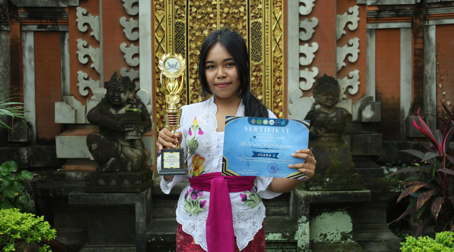 Bersinar di Mandagenic 2025! Gita Raih Juara 2 dengan Gemilang