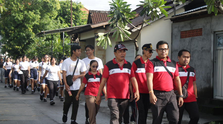 Di Tengah Guyuran Hujan, Arunika Hari Pertama Penuh Keseruan